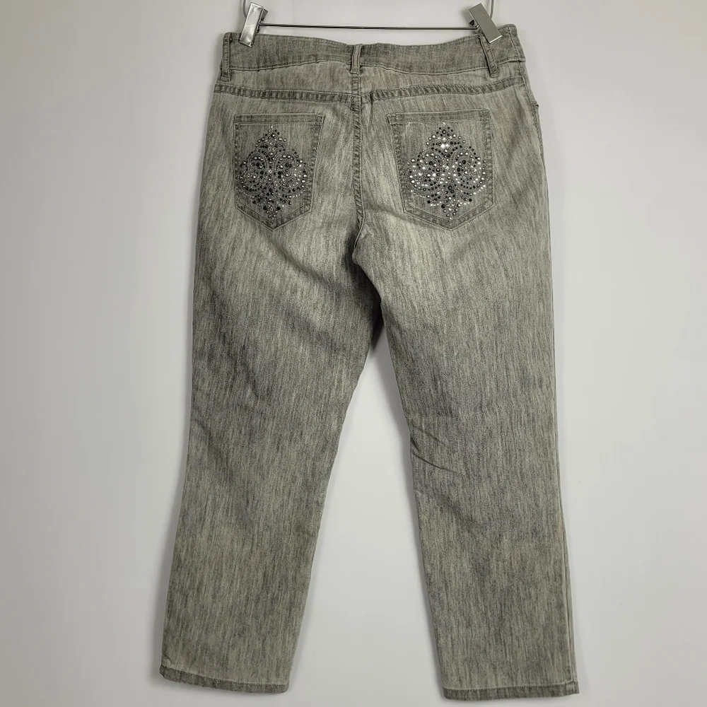 Chico's Gray Ultimate Fit Slim Leg Jeans Size 00 US XS / 2